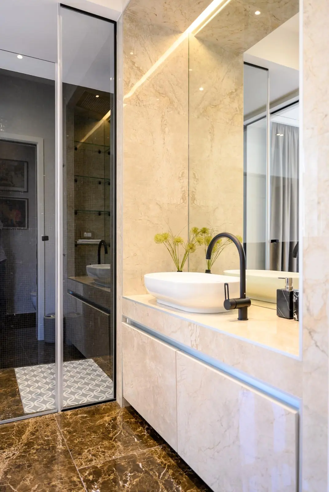 Engadin | Suite in Heart of City