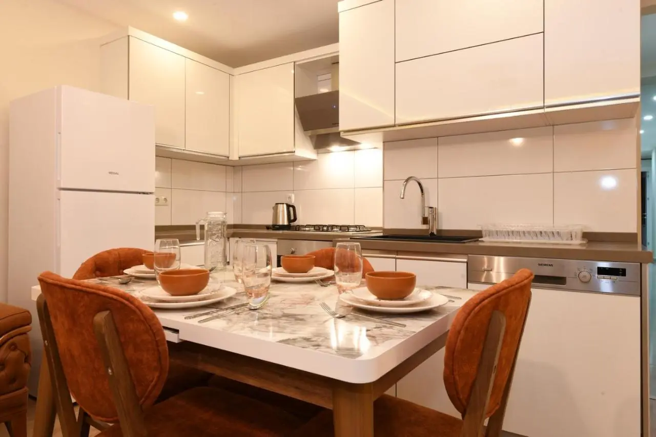 Uzay Apartments