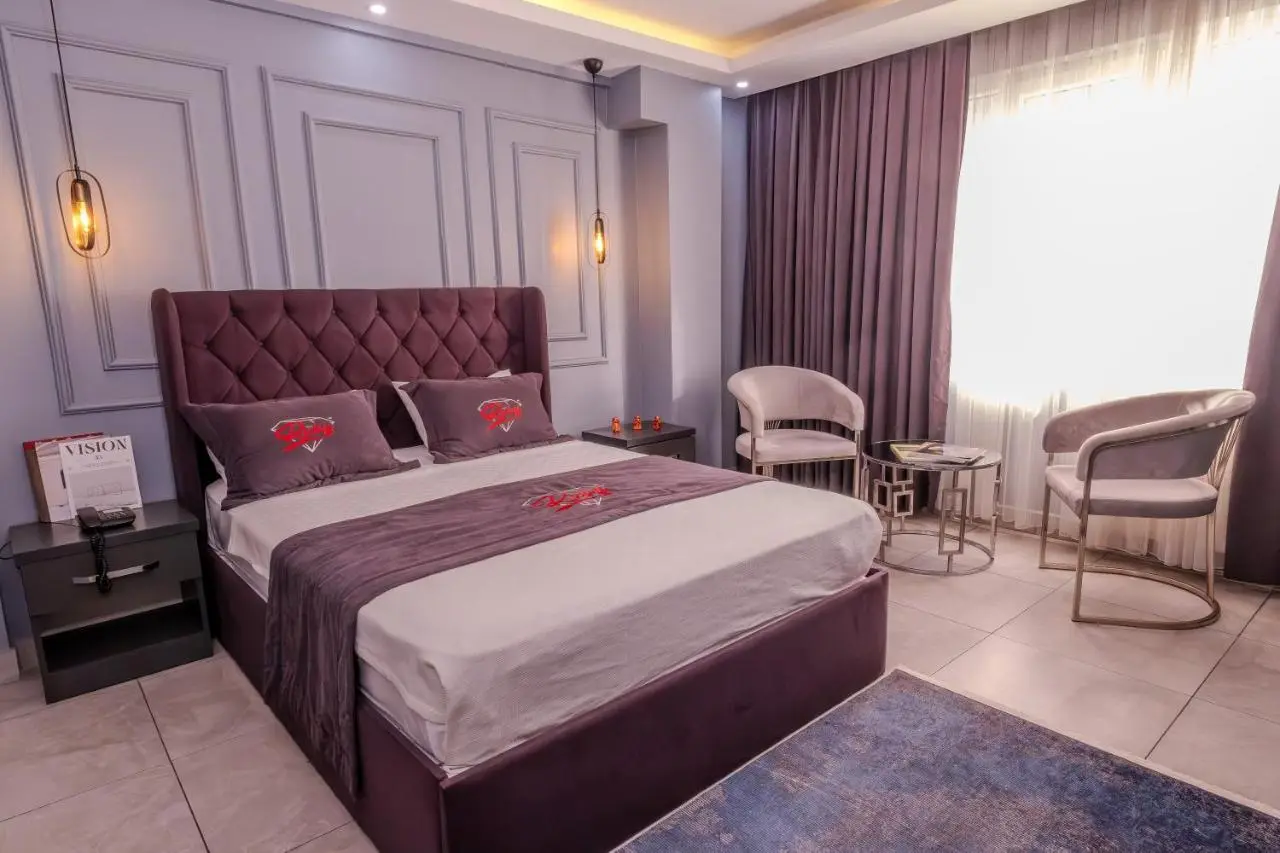 Ruby Hotel