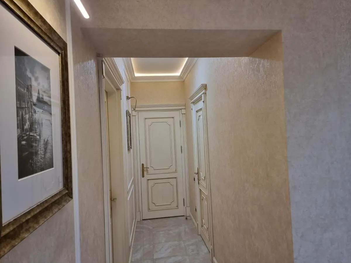 Park Azure Classic Apartment