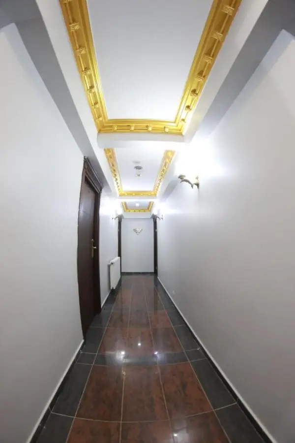 Ares Hotel