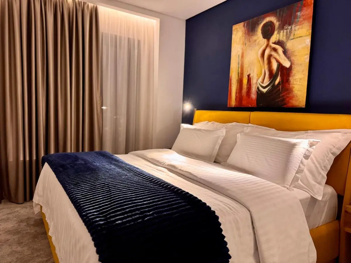 Central Tirana Premium Penthouse "SuperAttico", Free Parking