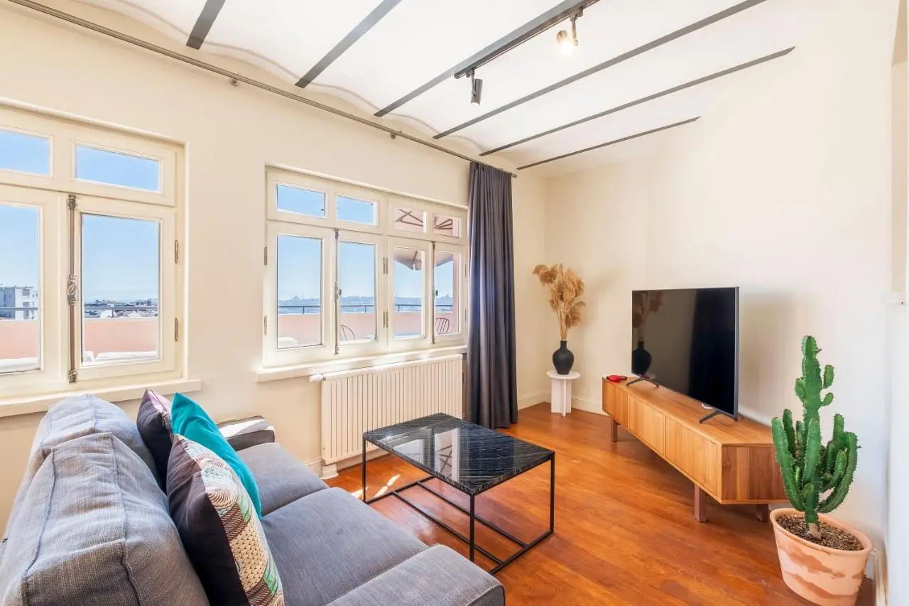 Homie Suites - Turna Residences in Cihangir