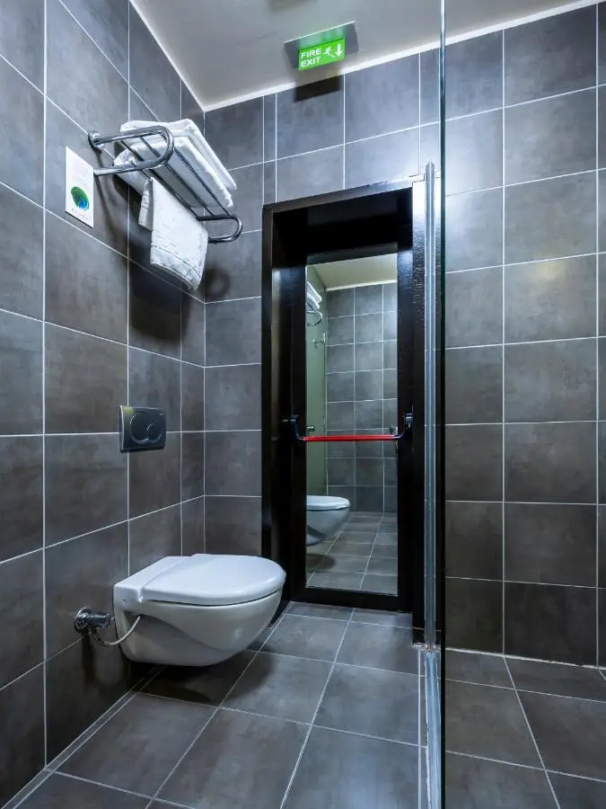 Ansen Hotel and Suites