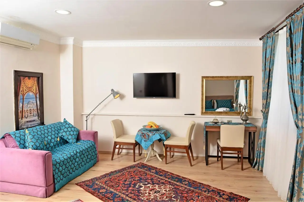 Sphendon Hotel