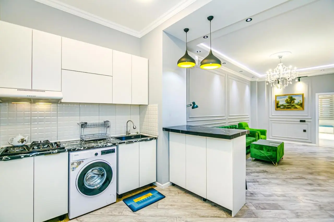 Sahil Skyline Suite Apartment by Baku Housing