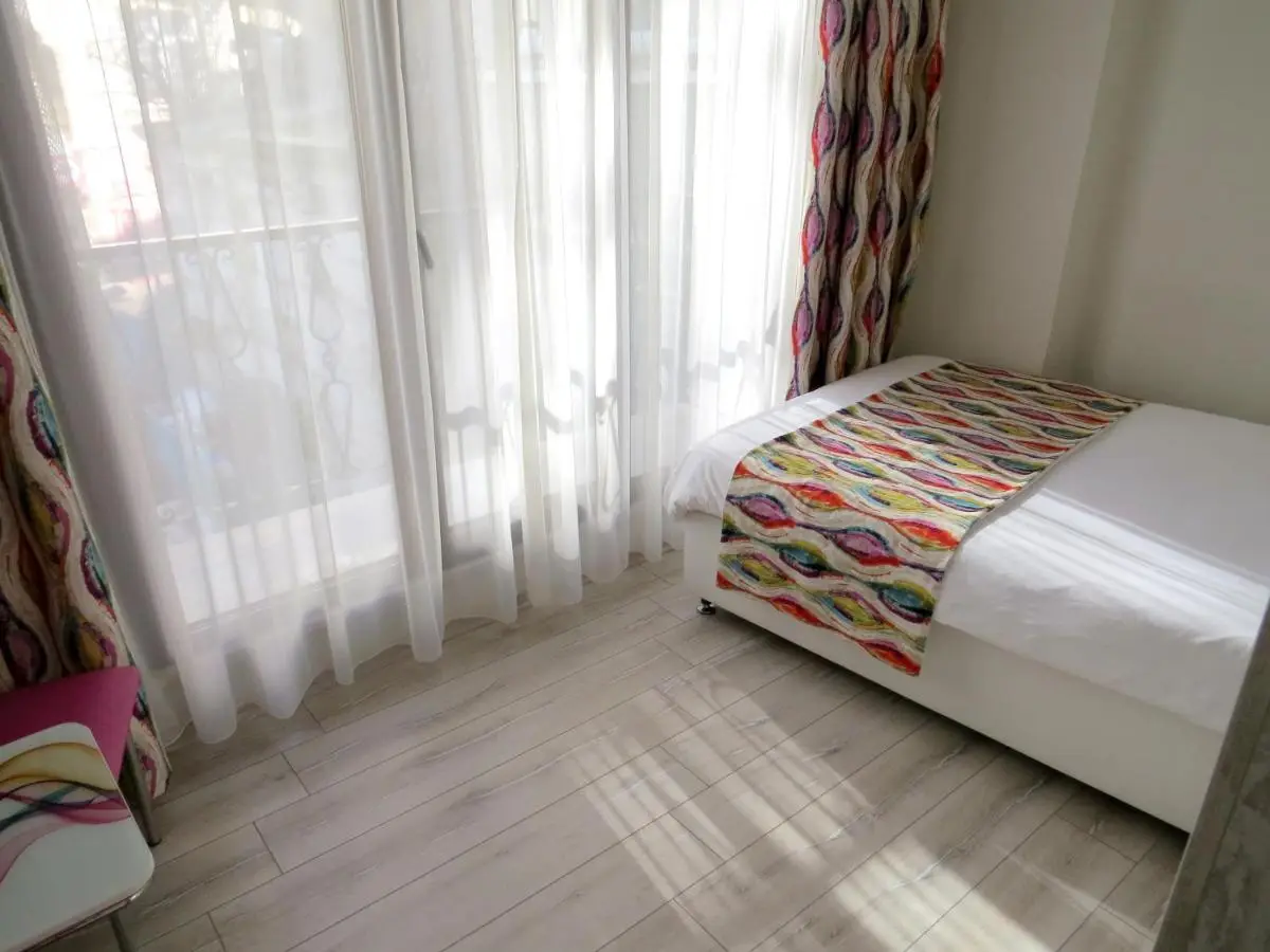Istanberry - Paradise Two-Bedroom Apartments with Elevator