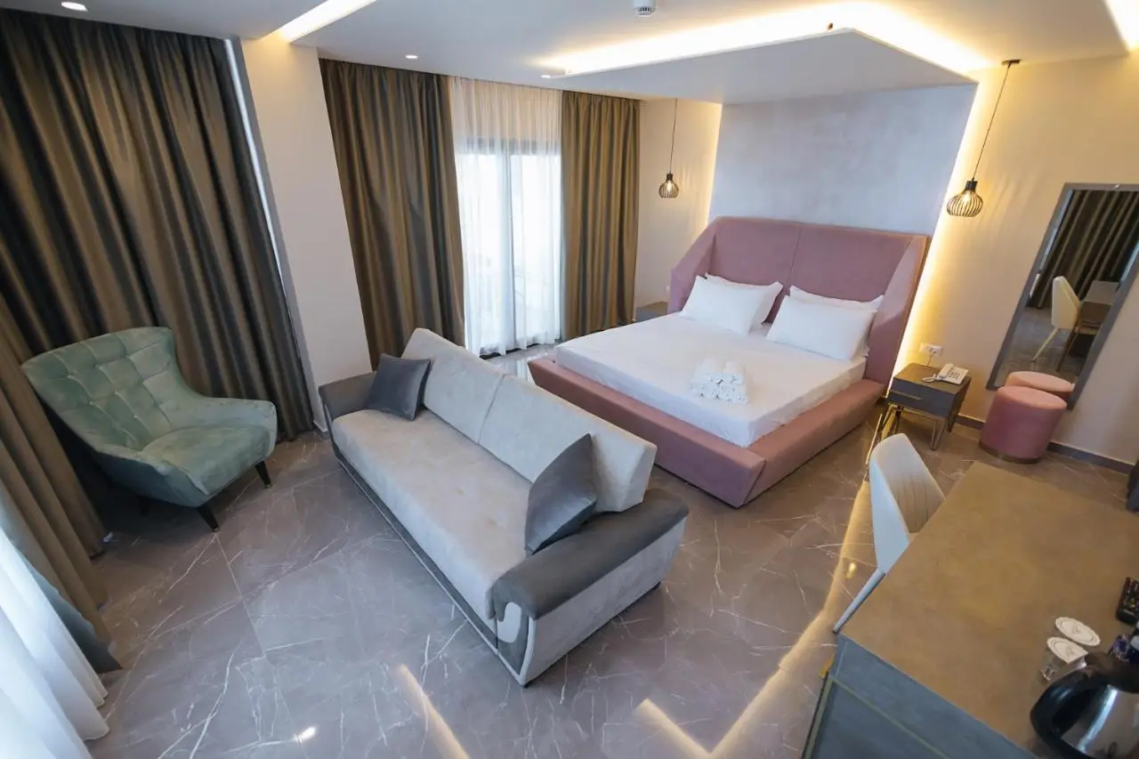 Brilliant Hotel & SPA