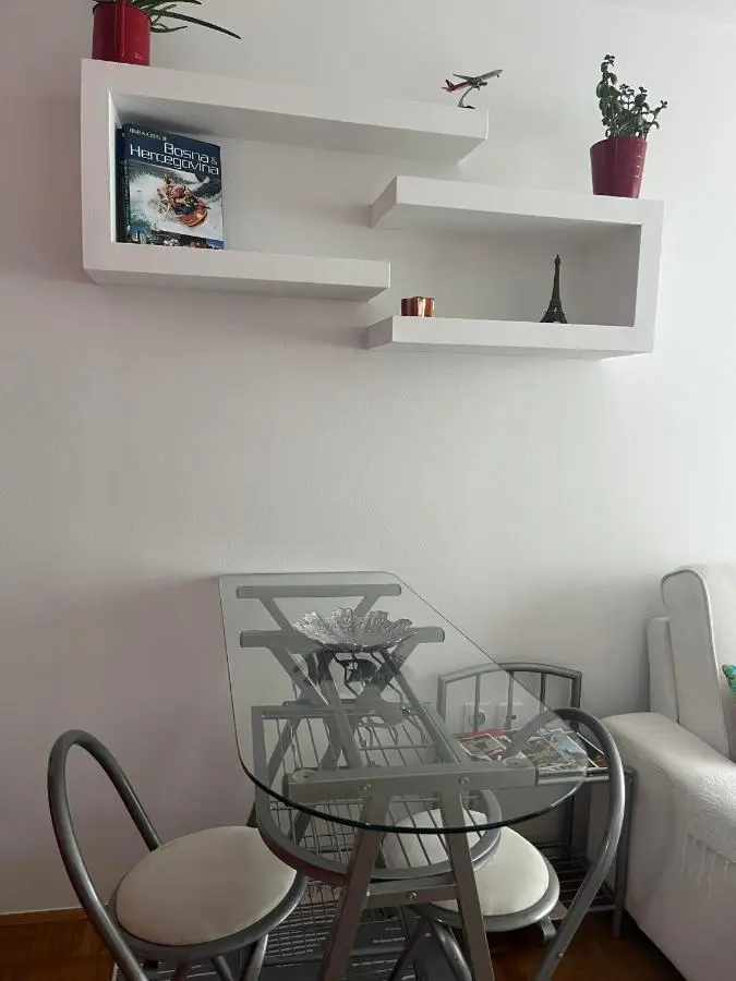 SASE Apartment