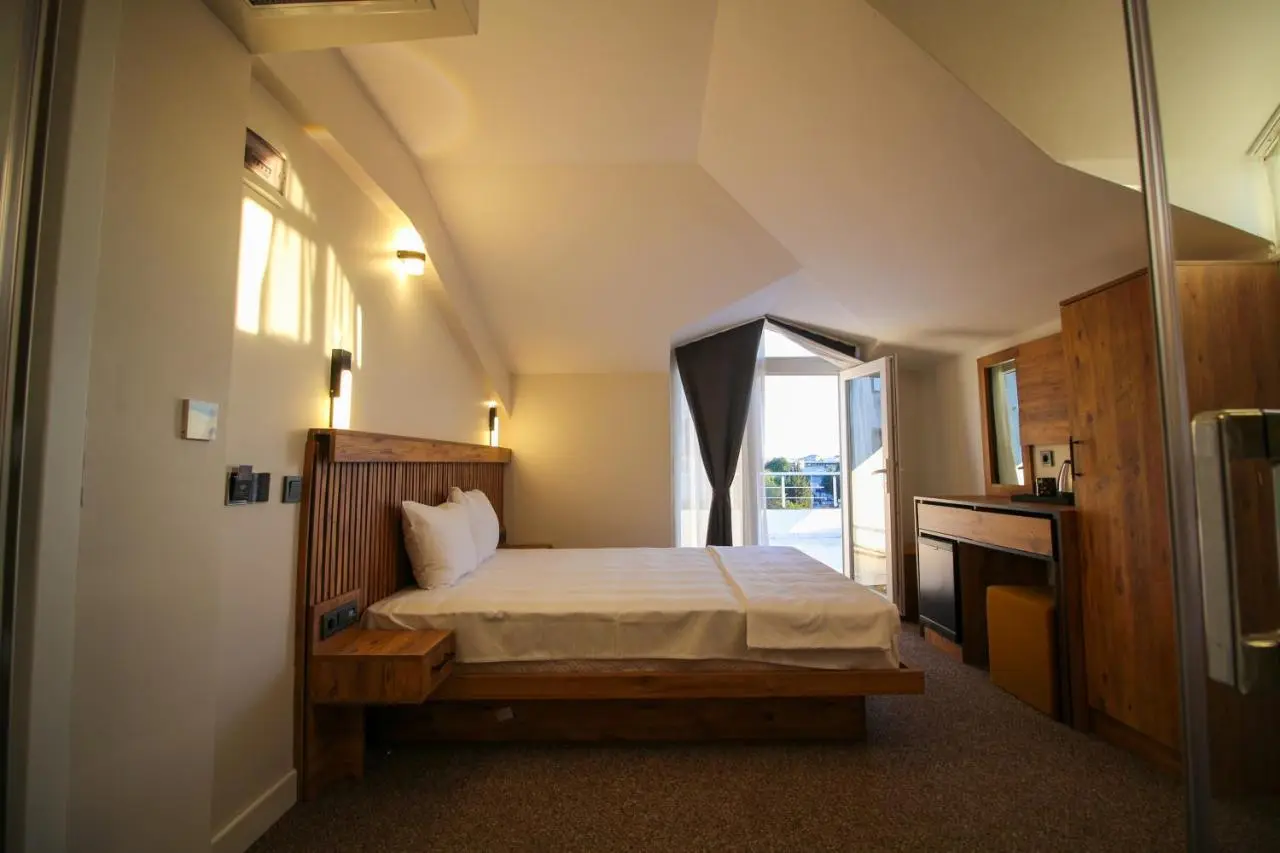 Luvıra Hotel