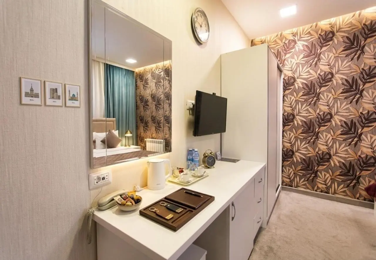 Sunday Luxury Hotel