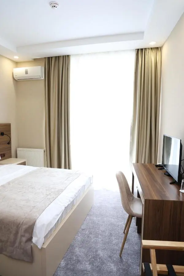 Aniko Hotel