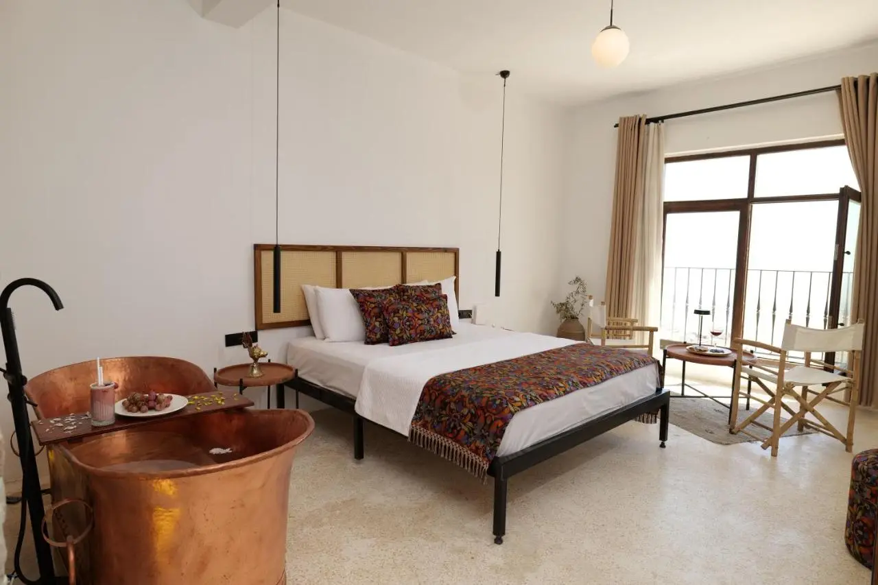 Mezova Otel