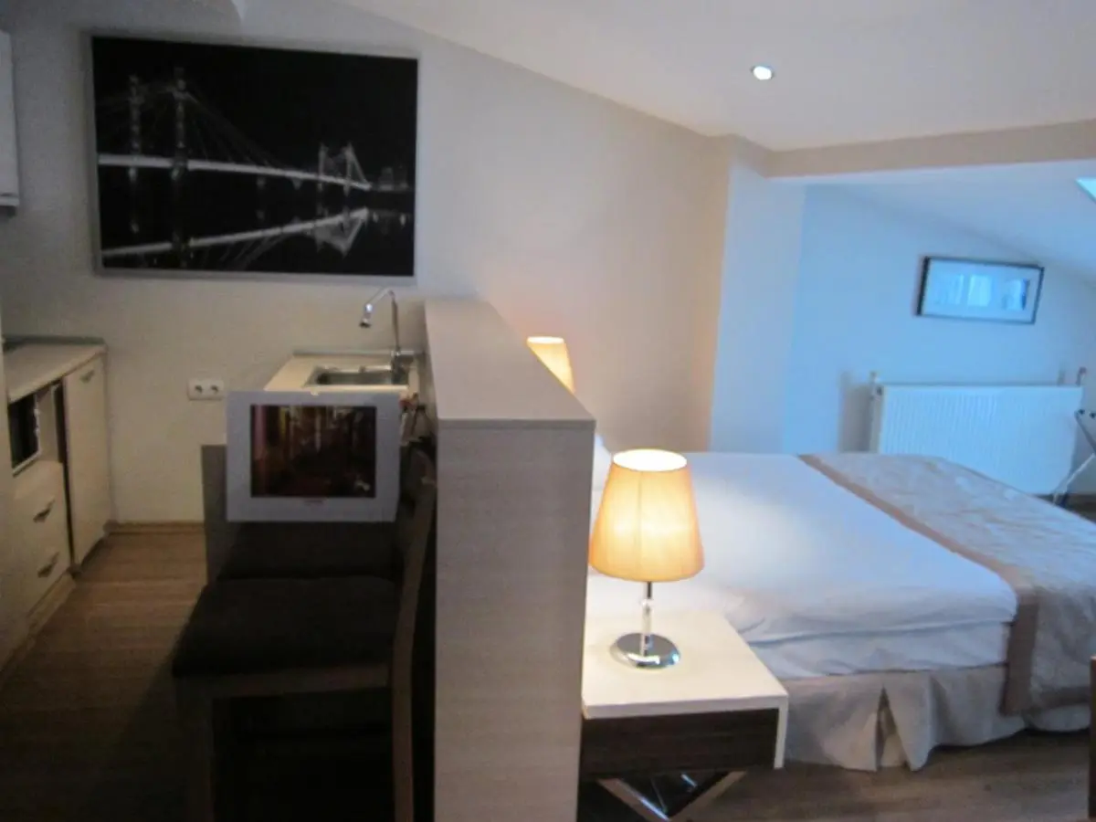 Derpa Suite Hotel