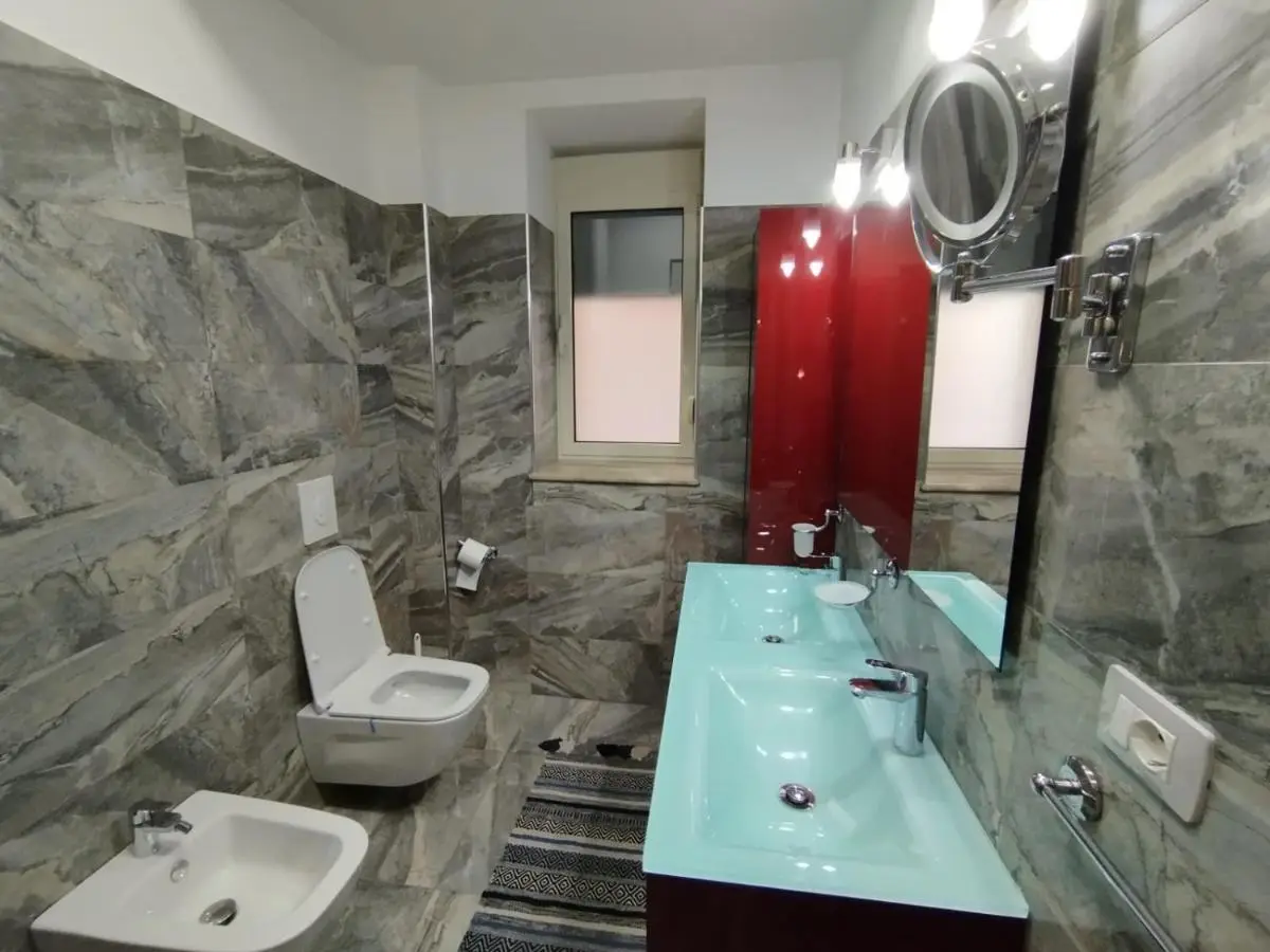 Art Gallery Apartments Tirana 1