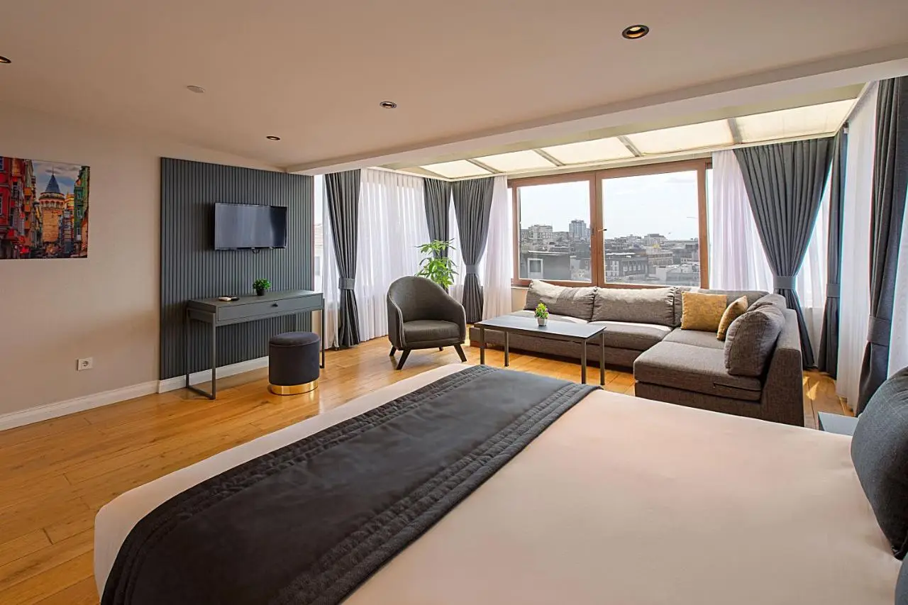 Moss Suites Hotel