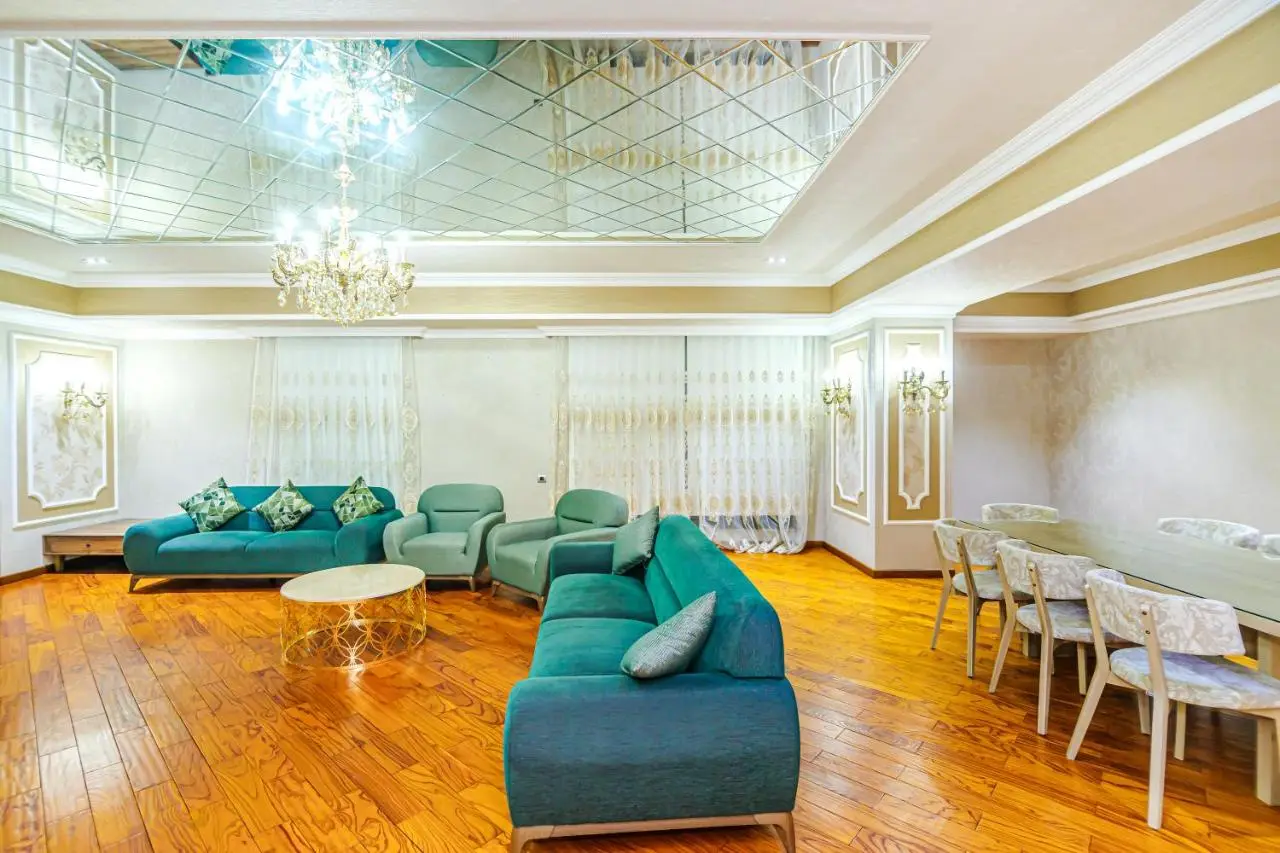 4 Bedroom Luxury Apartment on BAKU