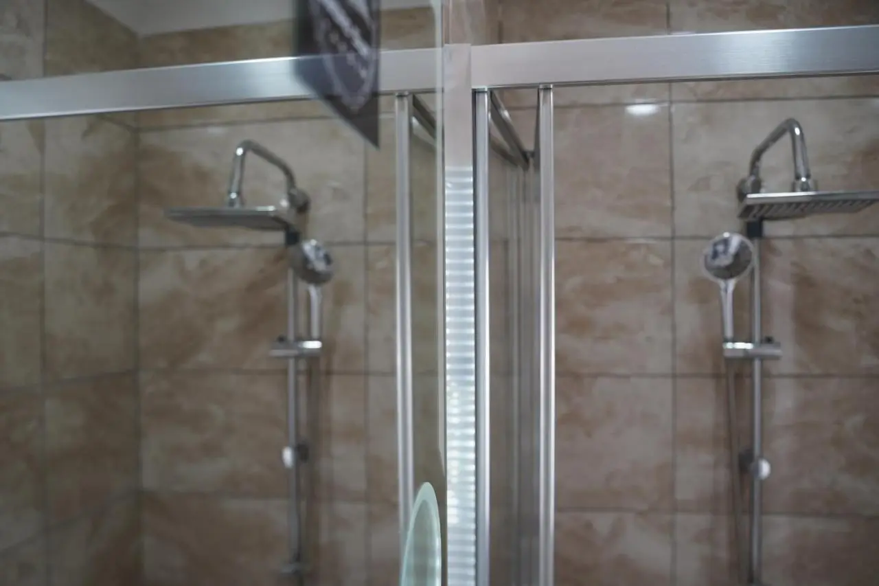Sword Suit Hotel
