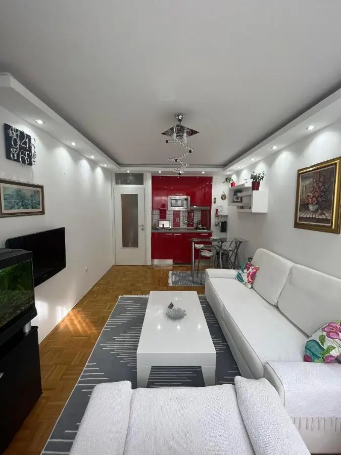 SASE Apartment