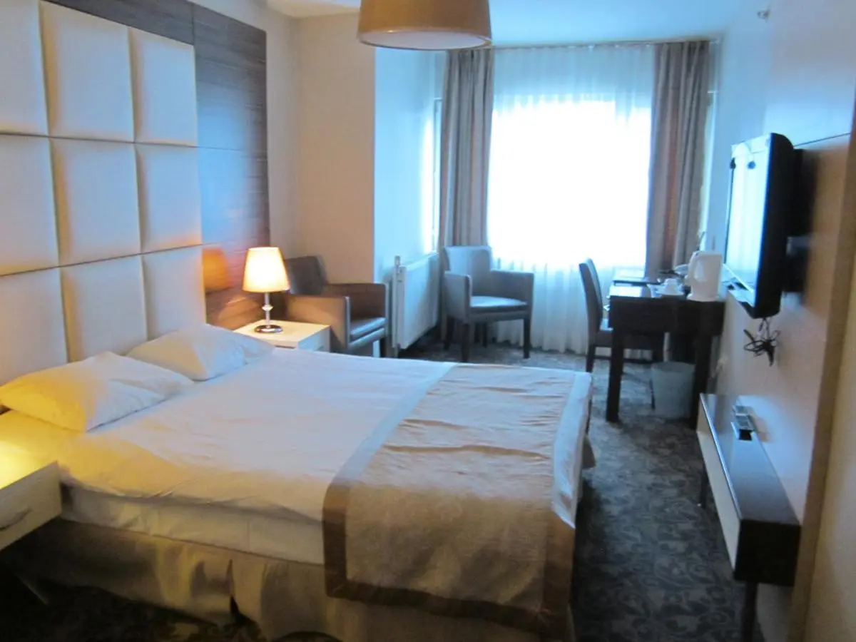 Derpa Suite Hotel