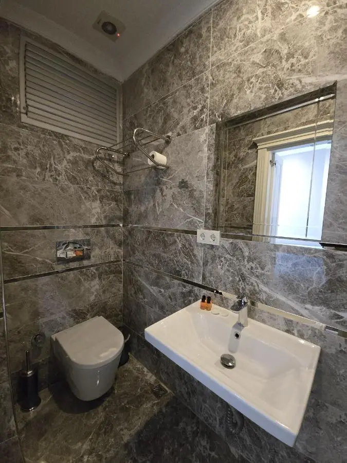 The Empress Theodora Hotel ll