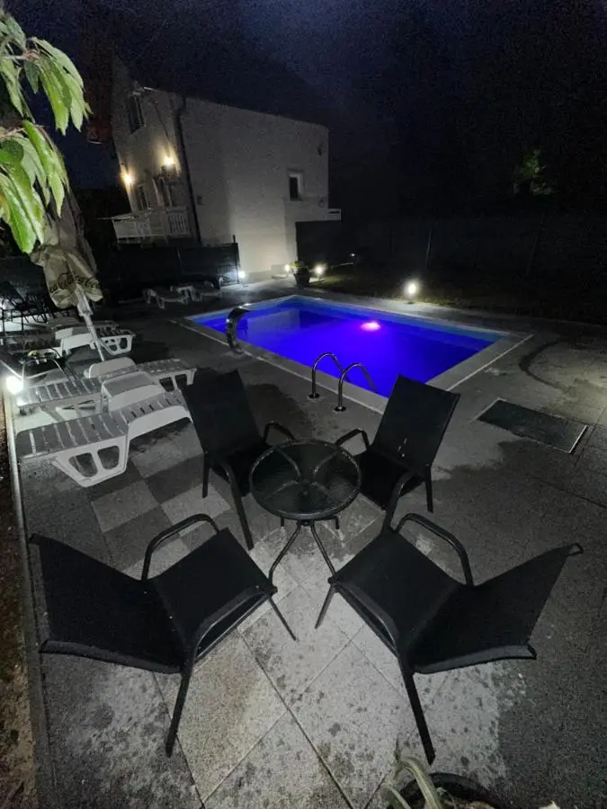 House Apartment Azra