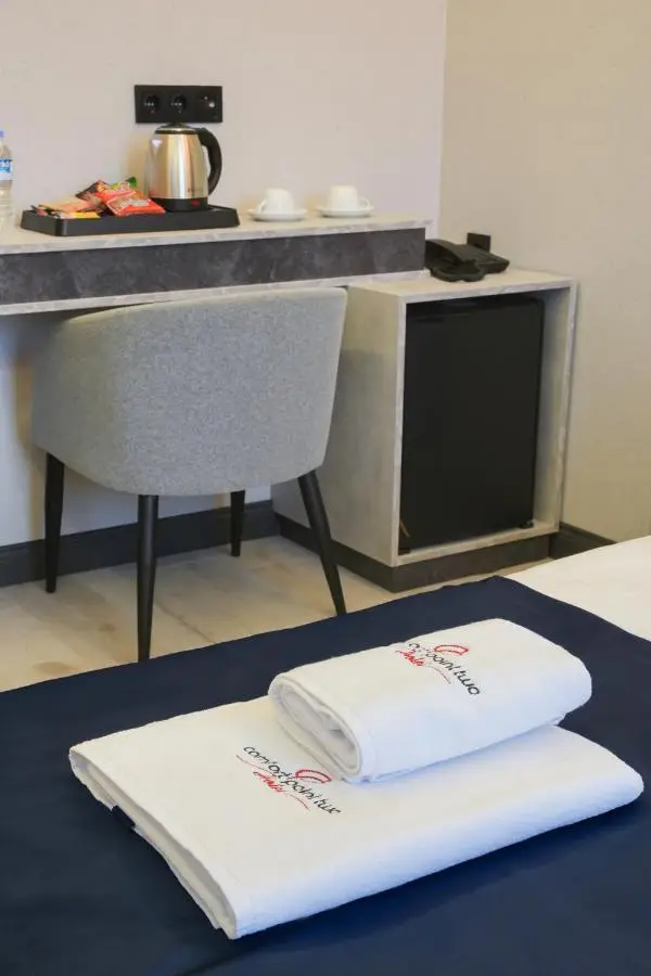 Comfort Point Two Hotel