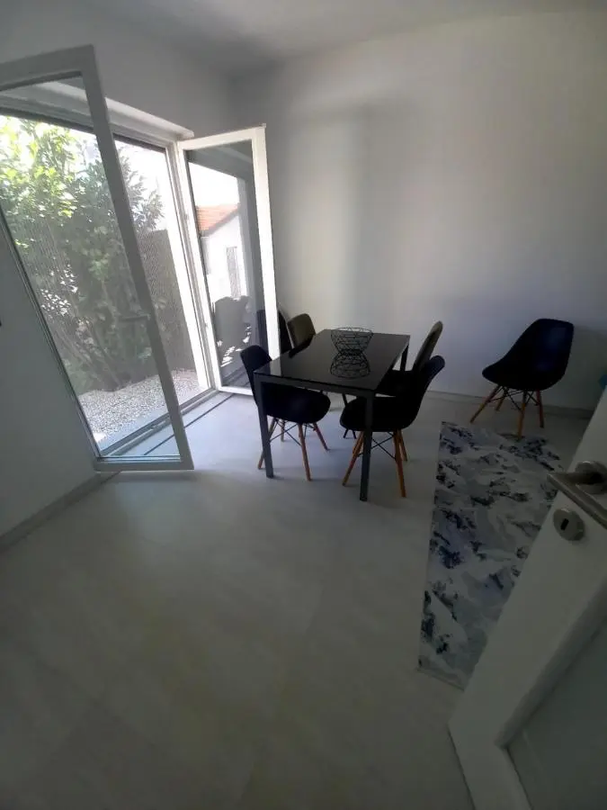 Apartments White House Bihac