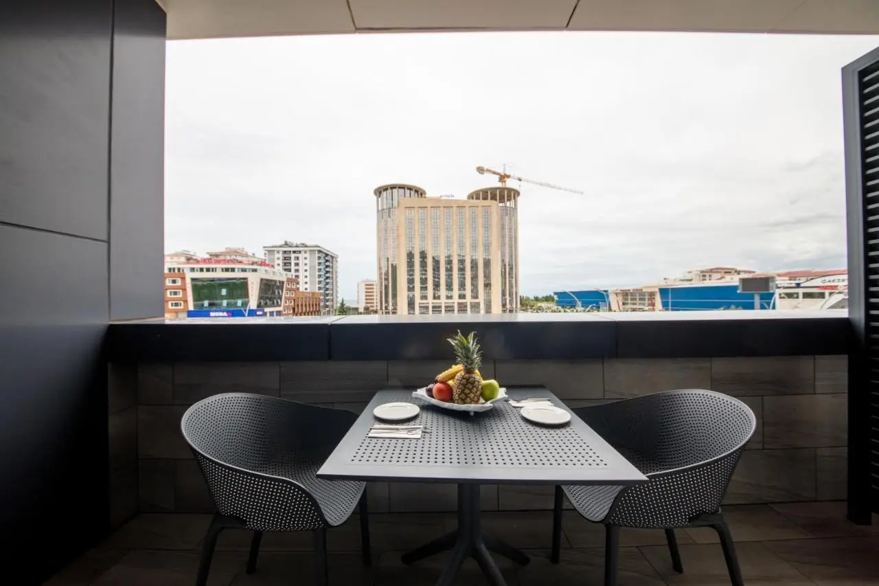 V Center Hotel