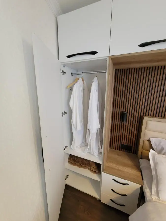 Oxygen Luxury Suite