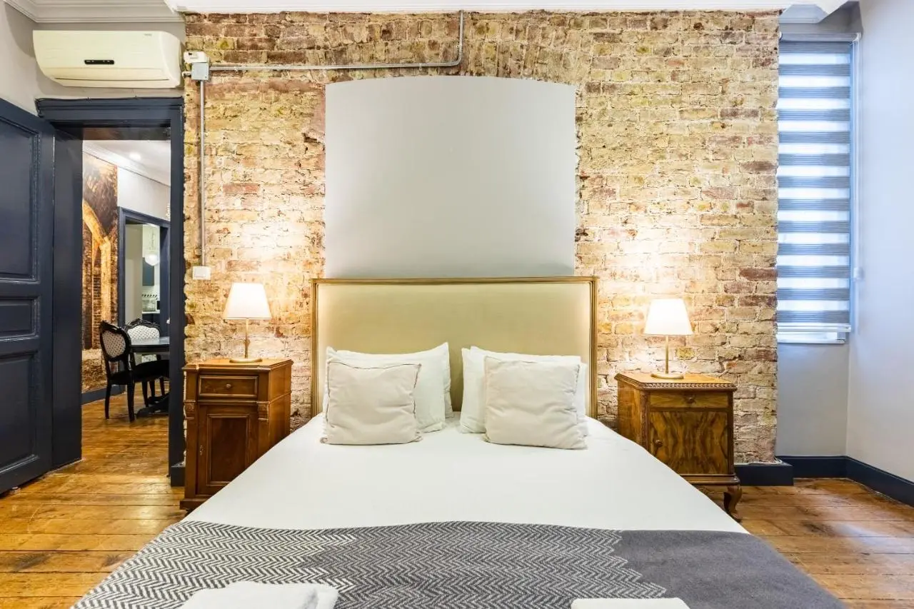 Ganbaru Tours - Flats in Galata