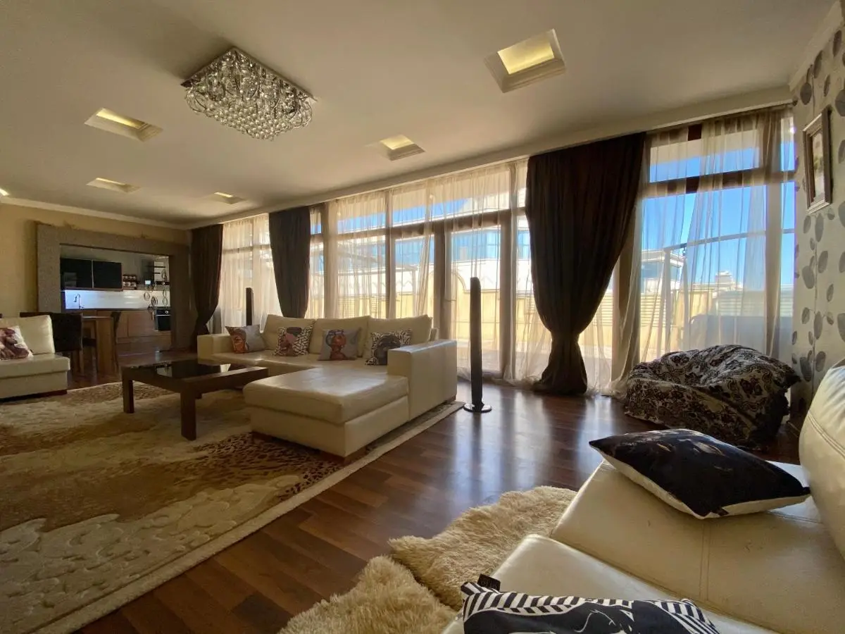 Luxury Apartment with Large Terrace & Park View on Nizami str