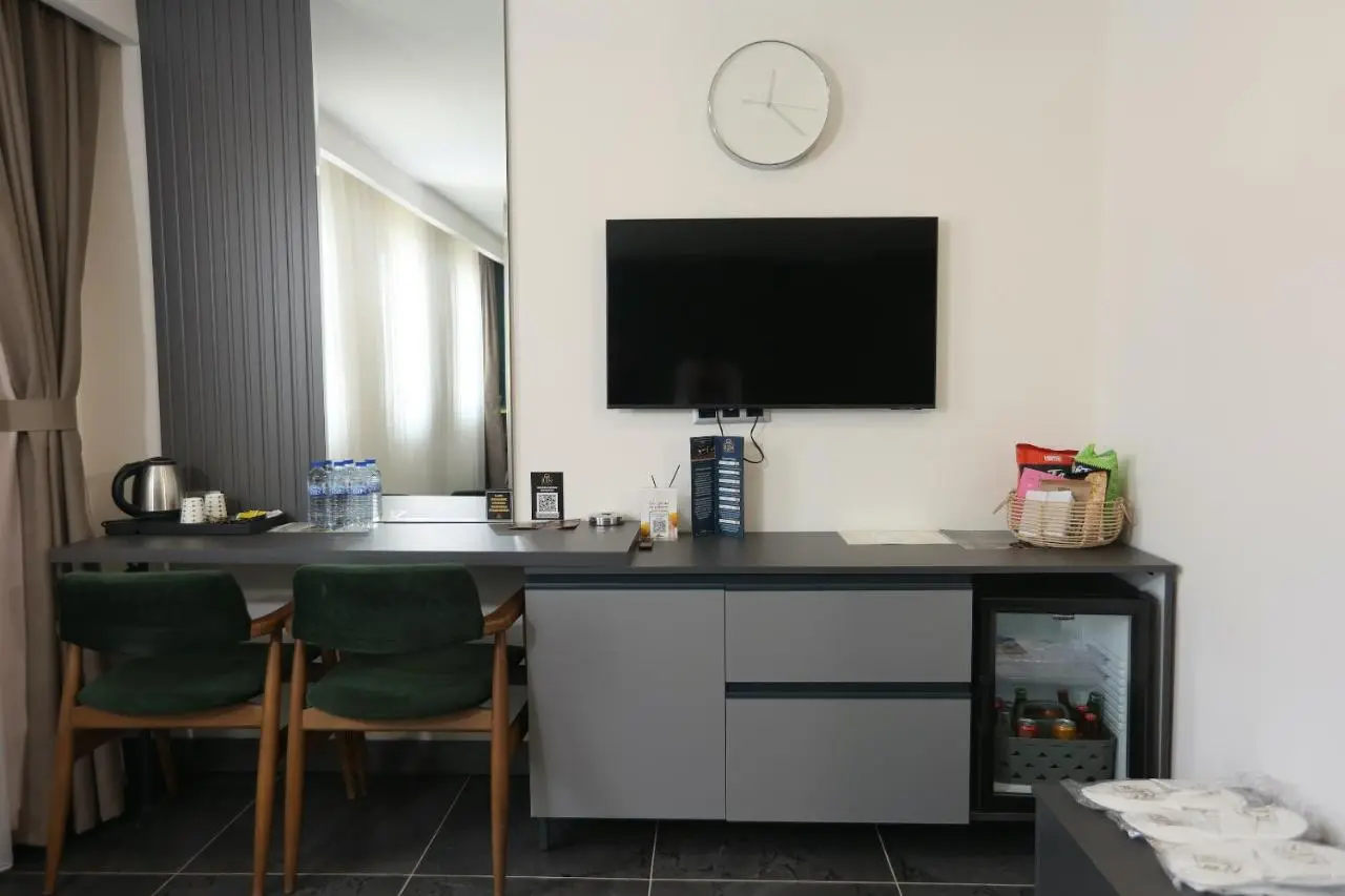 Ren Business Hotel