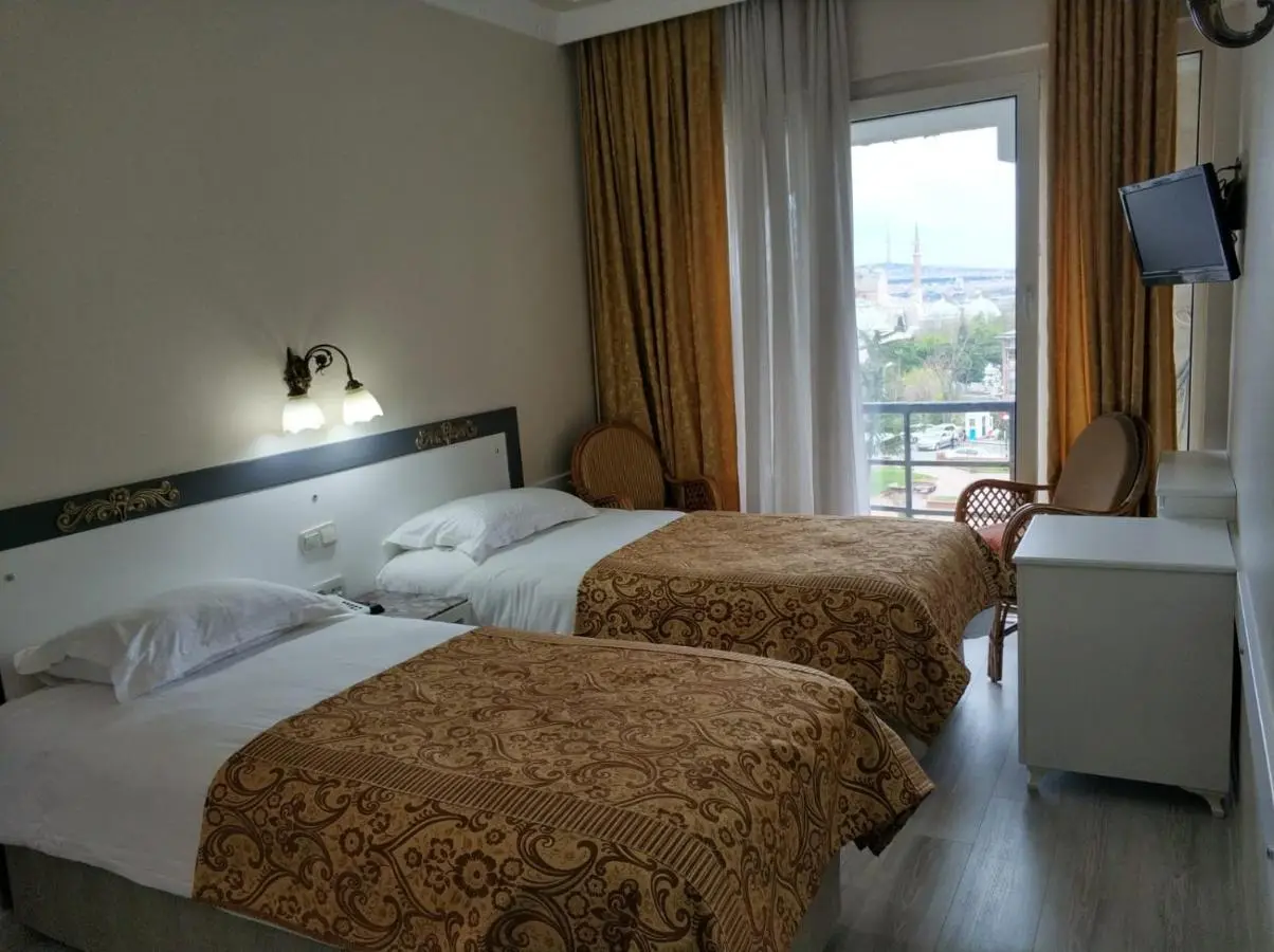 Hali Hotel