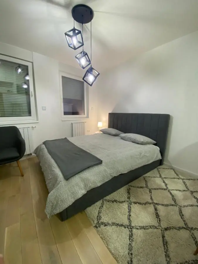 Sun Square Apartments