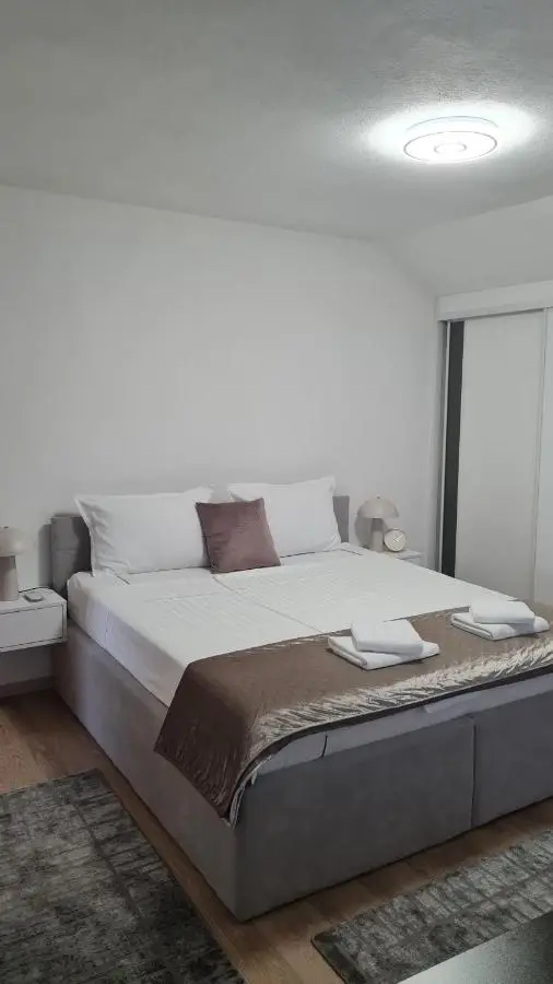 Apartment MAYA