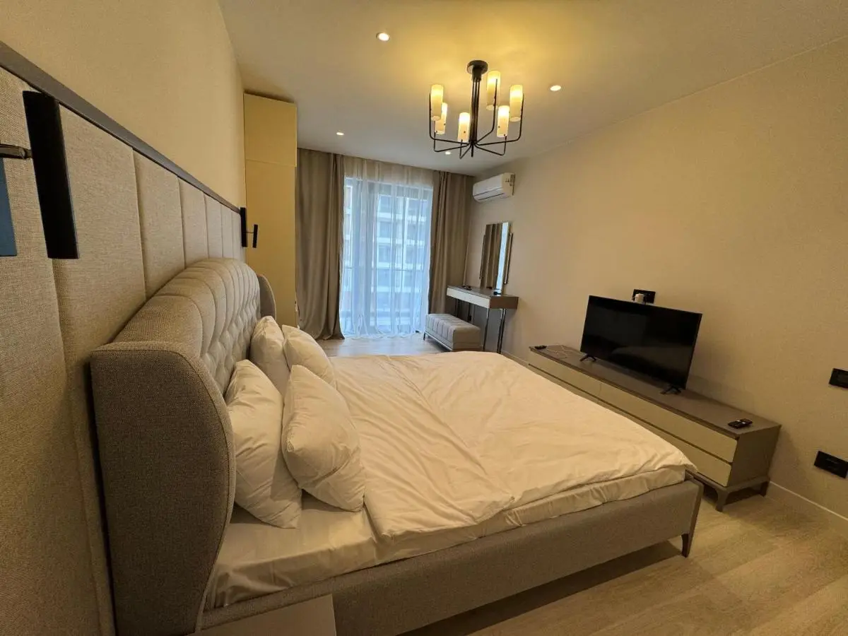 Sea Breeze, "Park Residence-2"