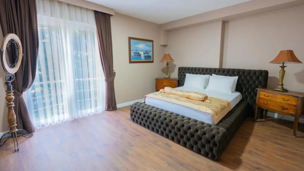Gardan Hotel