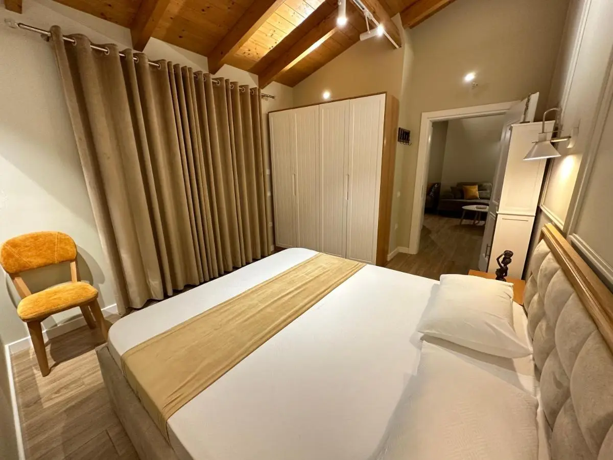 Arial Penthouse Suites