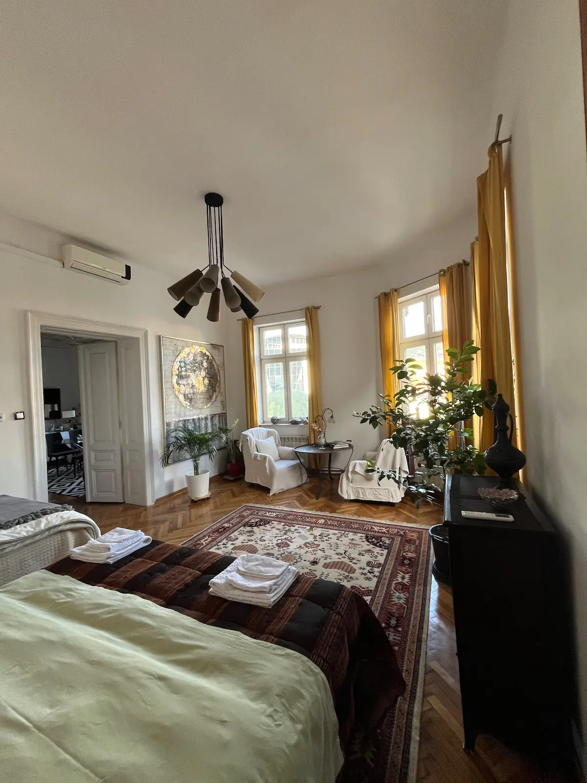 Luxurious  Apartment in Old Town+Parking