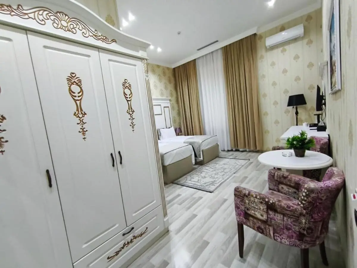 Nizami White Hotel City