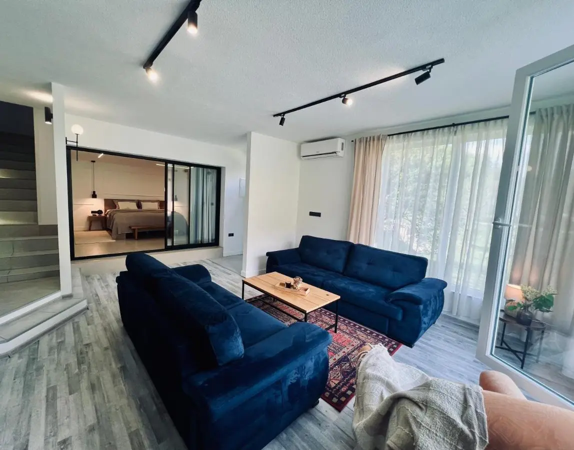 Apartment Anur