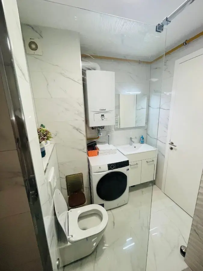 Apartment 7