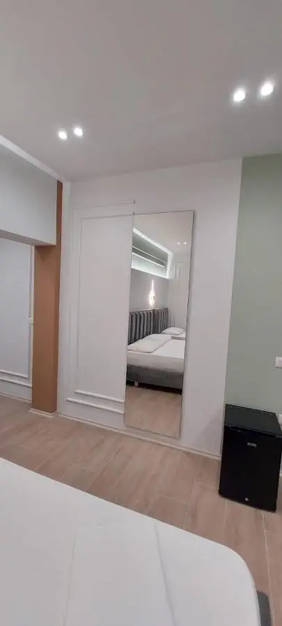 HOTEL KRISTAL