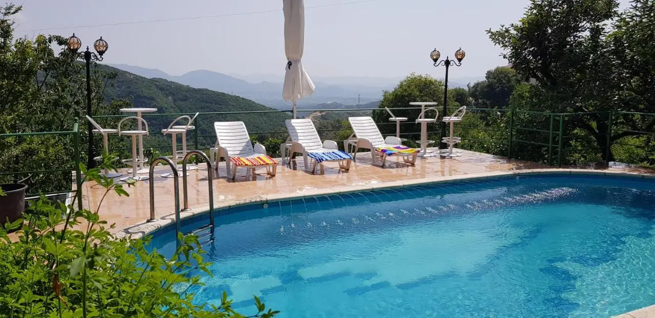 #IoniaHouse Surrel Villa