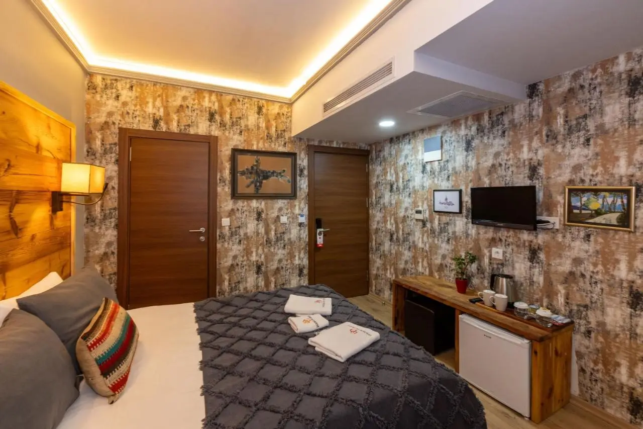 Double DD Hotel