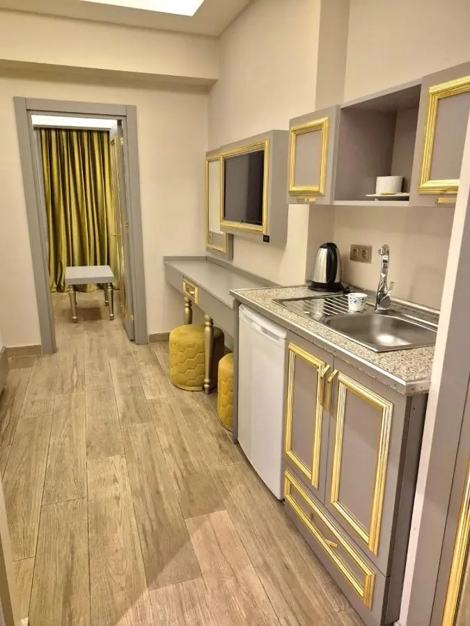 Taksim La Marino Hotel