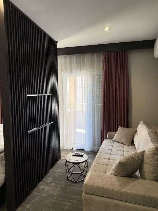 Apartments & Rooms Villa Zaad FREE PRIVATE PARKING