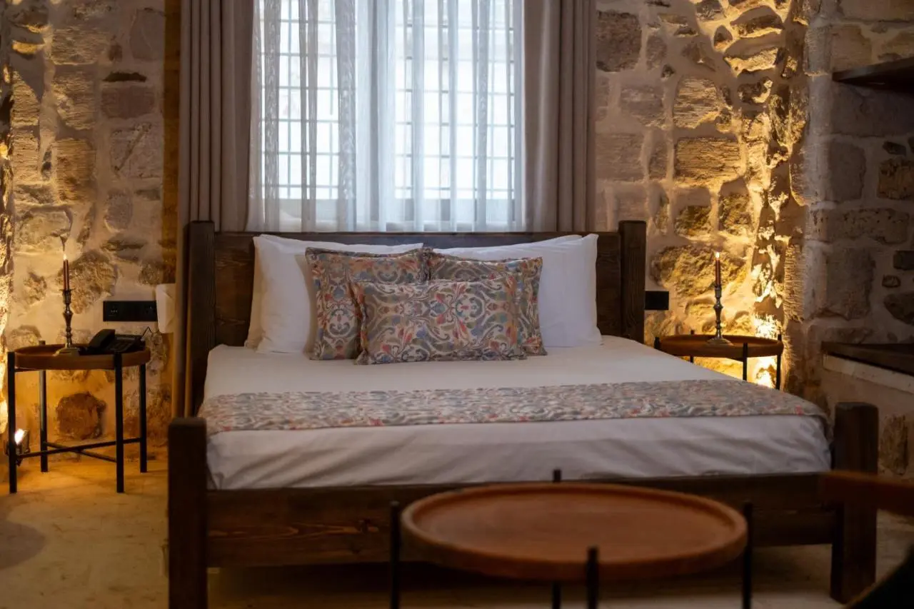 Mezova Otel
