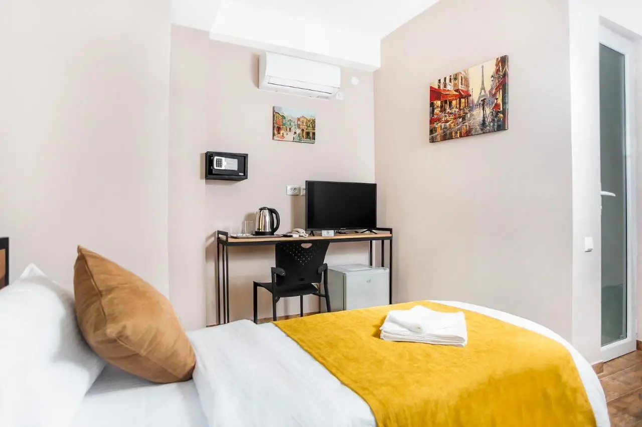 Diuma Hotel